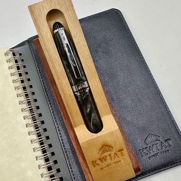 KWIAT DIAMOND Bride-To-Be Engagement Gift Set - Picture 11 of 15